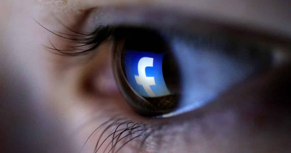 Descubre cómo ver fotos privadas sin ser amigos en Facebook