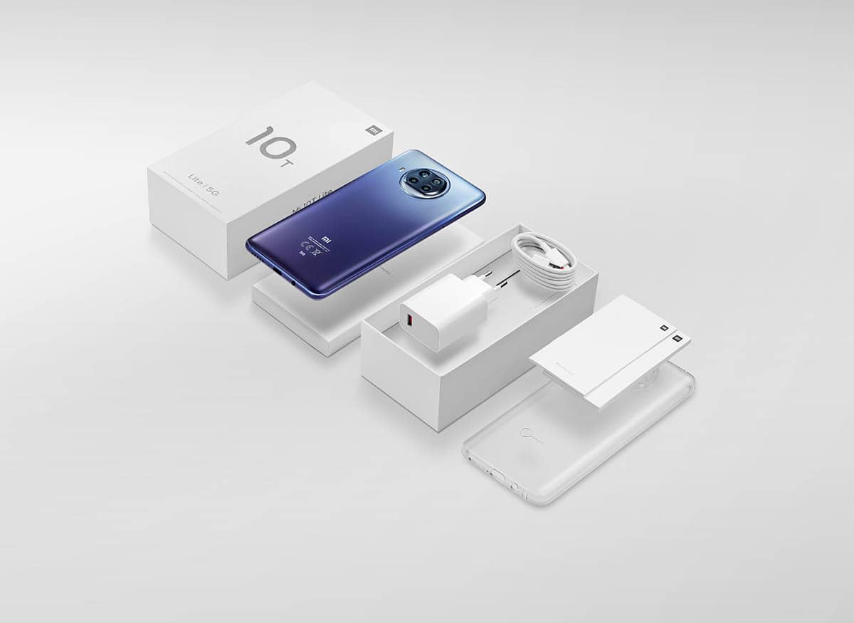 Xiaomi seguirá incluyendo cargador en sus móviles