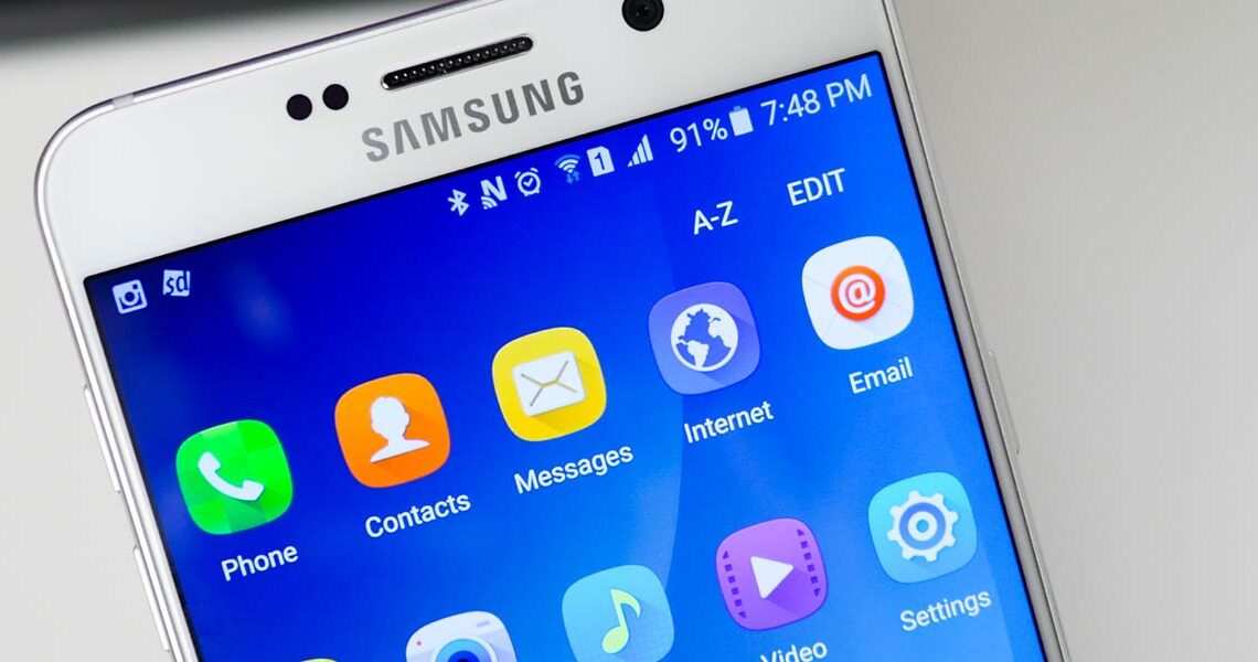 ¿Cómo activar el tema oscuro en el navegador de Samsung?
