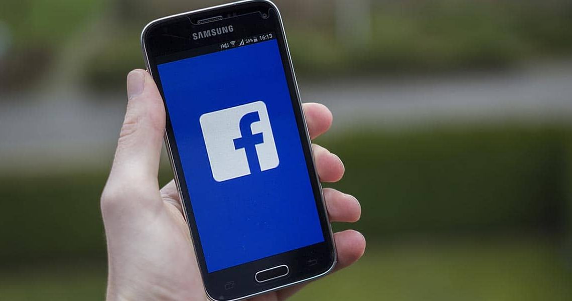 ¿Cómo eliminar el historial de Facebook en el móvil?