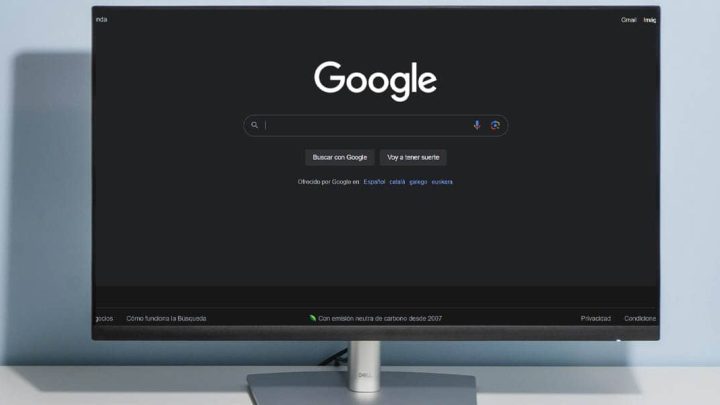 Cómo desactivar el tema oscuro de Google en PC