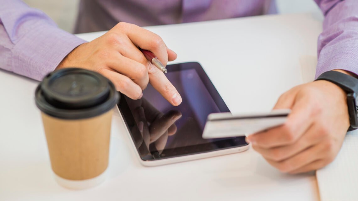 ¿Cómo pausar la tarjeta de Mercado Pago?